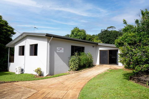 Highview Atherton - New Castle Holiday 1