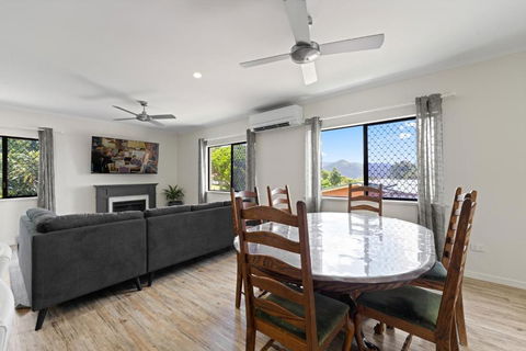 Highview Atherton - New Castle Holiday 3