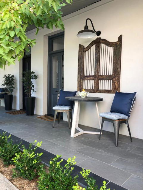 Hollidge House 5 Star Luxury Apartments - New Castle Holiday 3