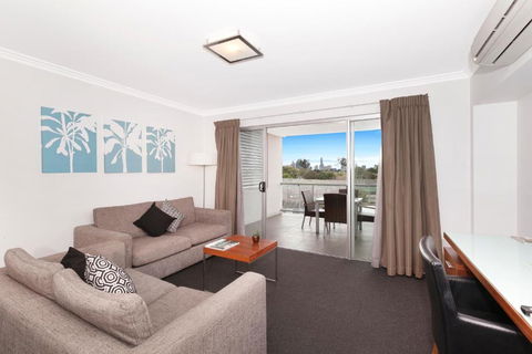 Hotel Chino - New Castle Holiday 3