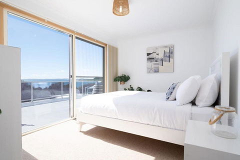 Idyllic Weymouth Retreat With Ocean Views - New Castle Holiday 3