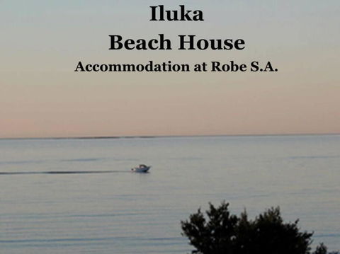Iluka Beach House,Robe- Stunning Ocean Views. - New Castle Holiday 0
