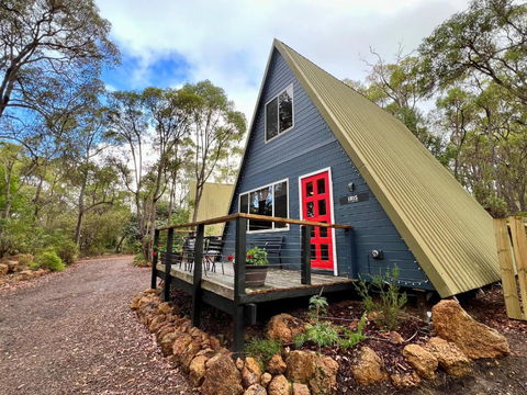 Iris At Porongurup Chalets - New Castle Holiday 1