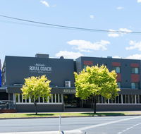 Adelaide Royal Coach - New Castle Holiday
