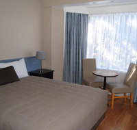 Airlie House Motor Inn - New Castle Holiday