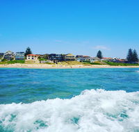 Al Mare Beachfront Retreat - New Castle Holiday