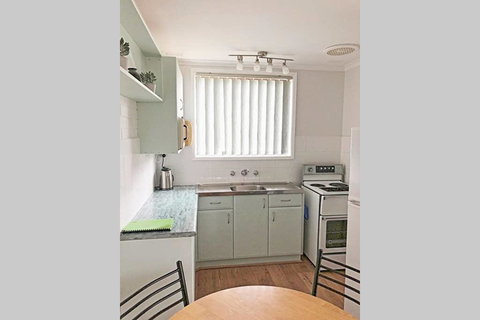 Albatross - Unit 6 - New Castle Holiday 1