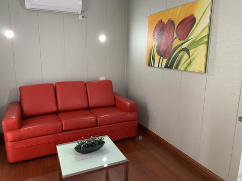 Albion Hotel - Motel Finley - New Castle Holiday 1