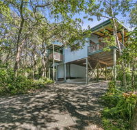 Alinjarra - 13 Waller Court - New Castle Holiday