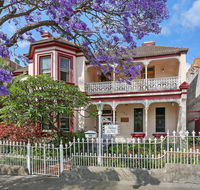 Alishan International Guest House - New Castle Holiday