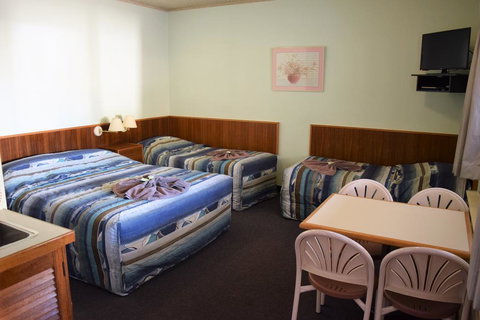 Alkira Motel - New Castle Holiday 2