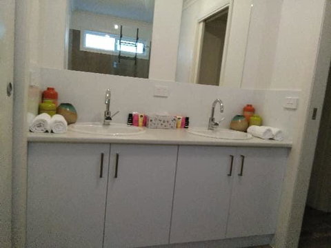 All Seasons Holiday Homes - New Castle Holiday 2