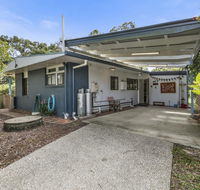 Allamanda Cottage - New Castle Holiday