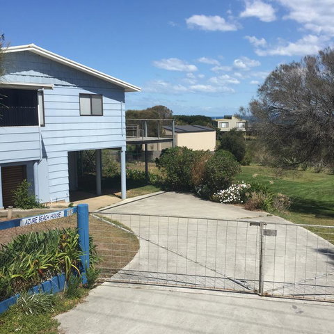 Alluvion Beach Cottage - New Castle Holiday 3