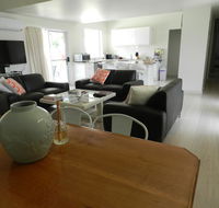 Almas Cottage - New Castle Holiday