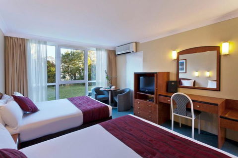 Alpine Motor Inn - New Castle Holiday 2