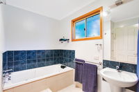 Book Amamoor Accommodation Vacations New Castle Holiday New Castle Holiday