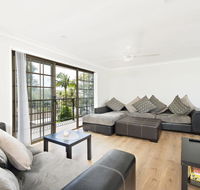 Amaroo Retreat  Fingal Bay - New Castle Holiday
