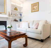 Amazing Waterview Terrace at The Rocks Sydney CBD - New Castle Holiday