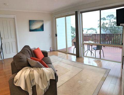 Angasi Apartment On Highcrest - New Castle Holiday 3