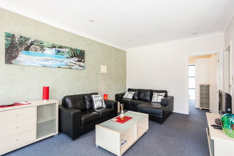 Anglesea River Apartments - 2 Bed Unit 2/4 - New Castle Holiday 2