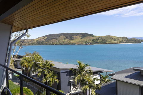 Apartment 27 Shorelines On Hamilton Island - New Castle Holiday 2