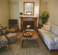 Apple Cottage Orange NSW - New Castle Holiday