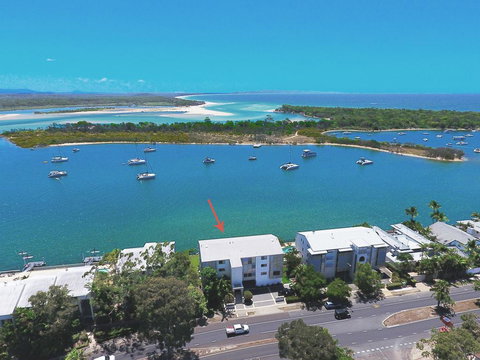 Aqua Linea - New Castle Holiday 2