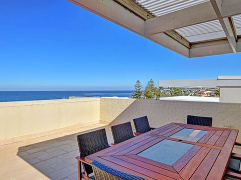 Aqua Viva 2 - New Castle Holiday 0