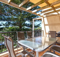 Aquarius Apartment 7 - New Castle Holiday