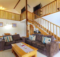 Araluen - New Castle Holiday