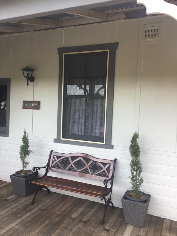 Brungle NSW New Castle Holiday