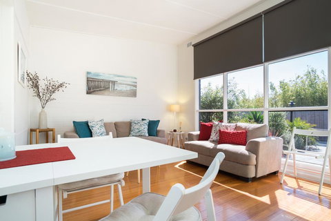 Argo Sands - New Castle Holiday 1