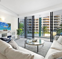 Aria Private 3 Bed in the heart of Broadbeach - New Castle Holiday