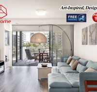 Art-Inspired Designer APT in the vibrant area - New Castle Holiday