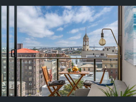 Arvia Newcastle - New Castle Holiday 0