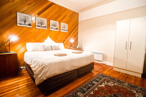 Ashcroft Apartment - New Castle Holiday 3