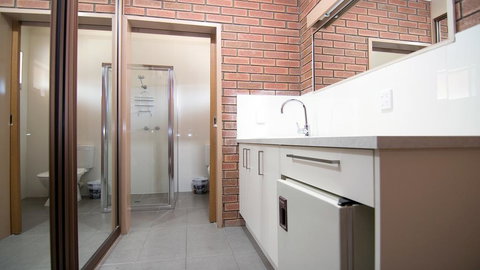 Ashleigh Court Motor Inn - New Castle Holiday 3