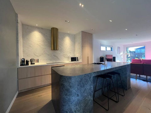 Luxurious Family Retreat - New Castle Holiday 0