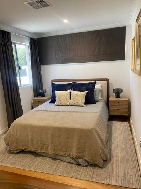 Luxury Executive Home With Pool - New Castle Holiday 2