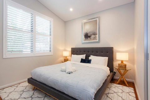 Luxury Modern Escapia - New Castle Holiday 2