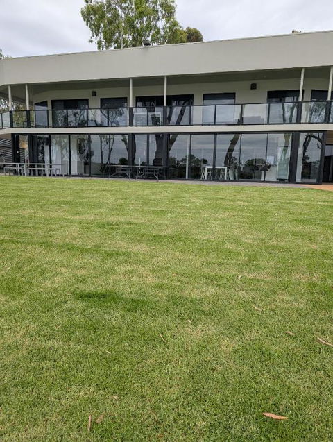 Mannum River Rentals - New Castle Holiday 3