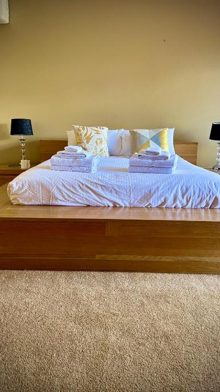 Melbourne Topview Villa In Dandenong Ranges Near Skyhigh - New Castle Holiday 1