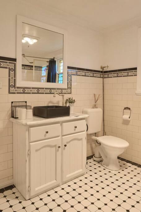 Miners Cottage Lancefield - New Castle Holiday 2
