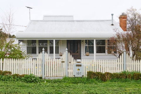 Miners Cottage Lancefield - New Castle Holiday 0