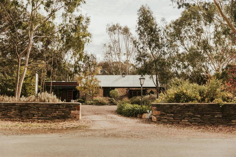 Mintaro Cottage - New Castle Holiday 0