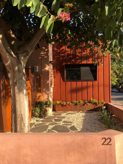 Mintie - New Castle Holiday 0