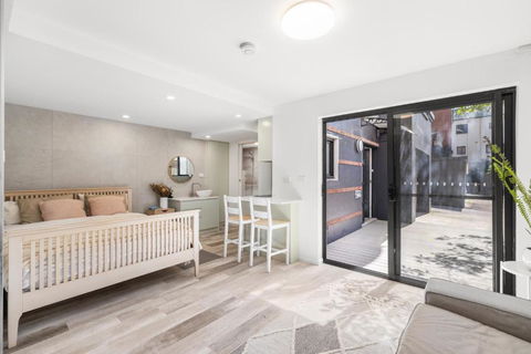 Modern Studio, Minutes To Ferry, City, CBD - New Castle Holiday 1