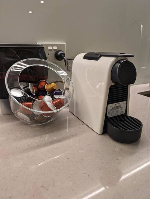 Modern 2 Bedroom Apartment Close To All Amenities! - New Castle Holiday 1