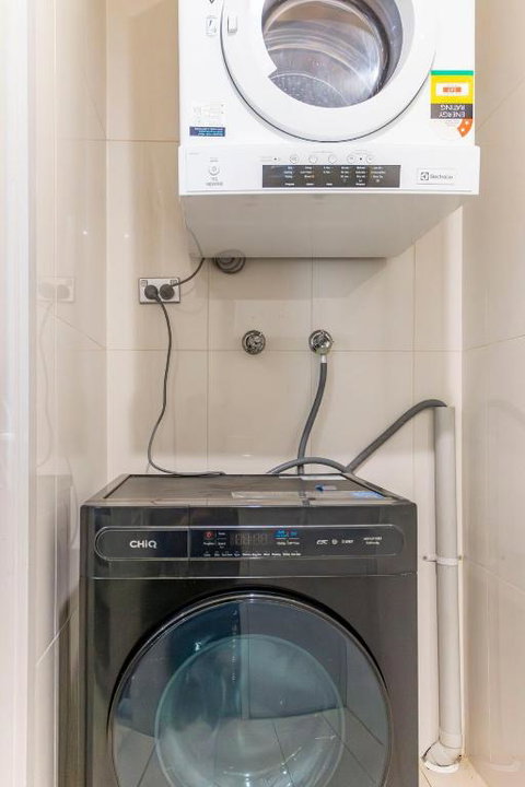 Modern 2B With Loft Bed Parking Central Mascot - New Castle Holiday 3